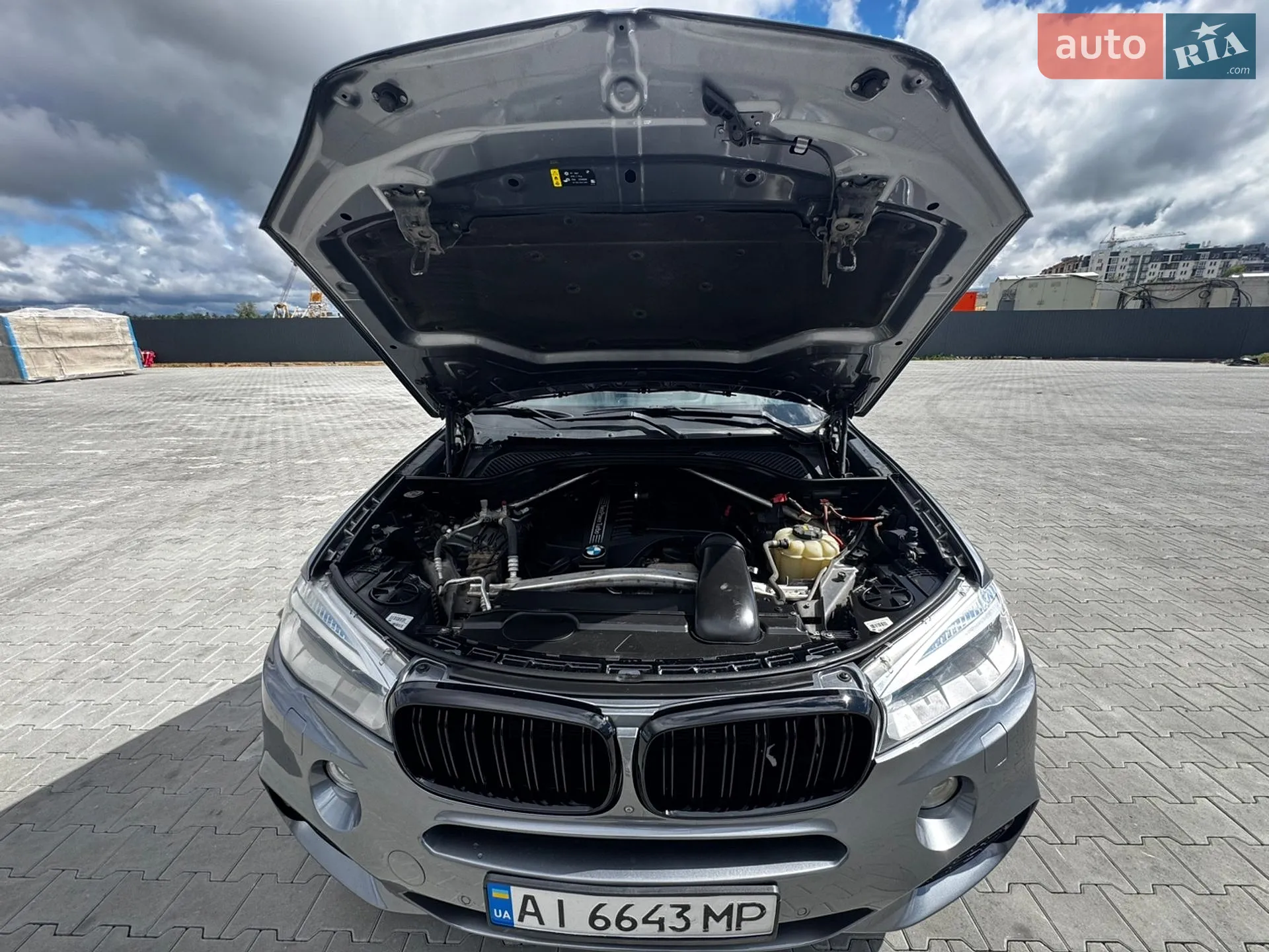 2017 BMW X5 M - мініатюра 17