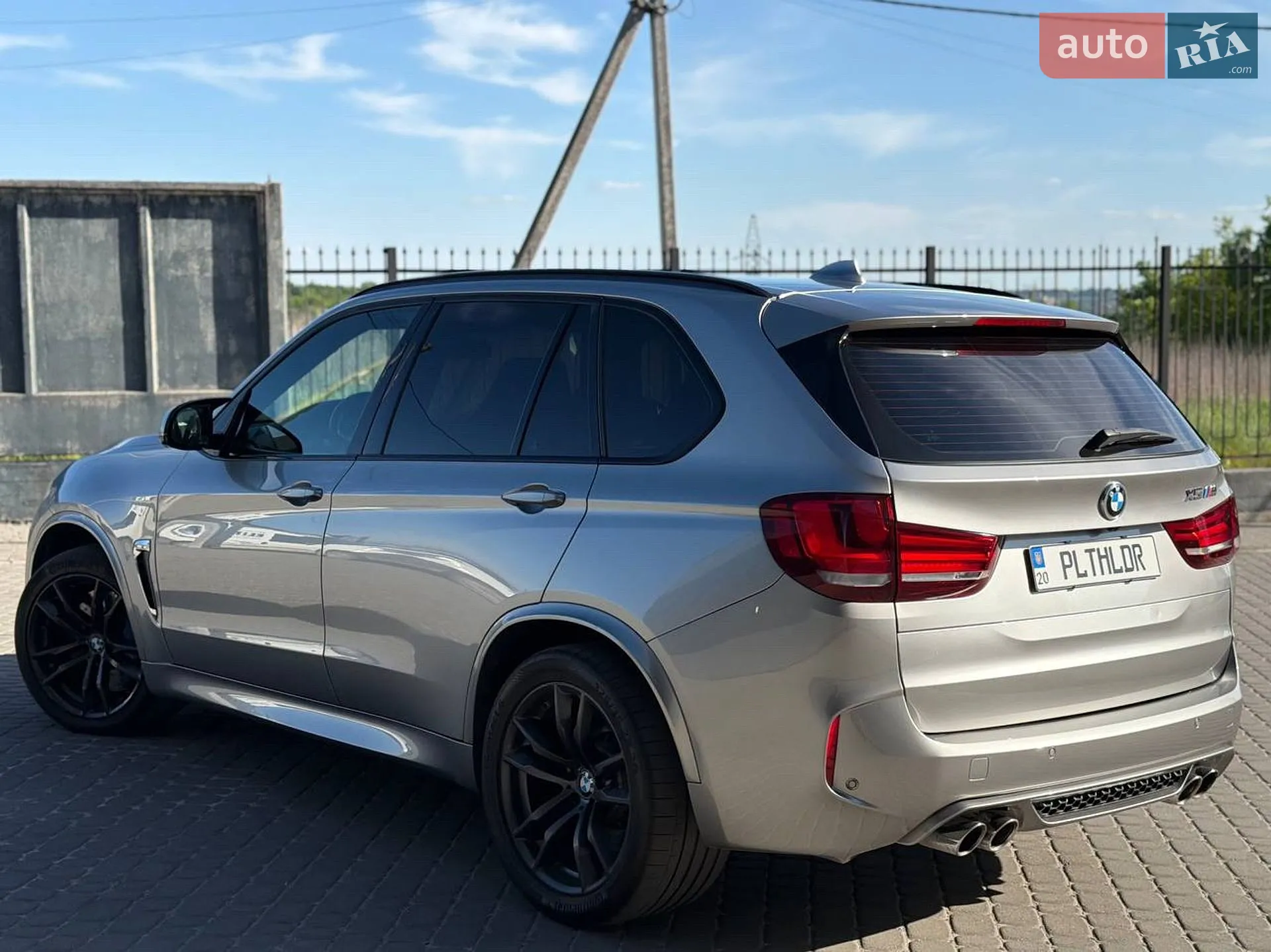 2016 BMW X5 M - мініатюра 3