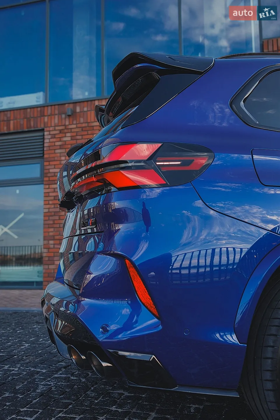 2022 BMW X5 M - мініатюра 15