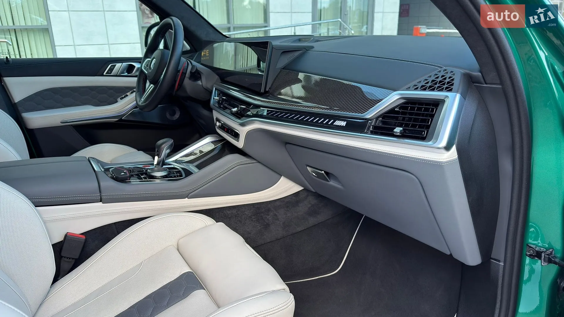 2024 BMW X5 M - мініатюра 41