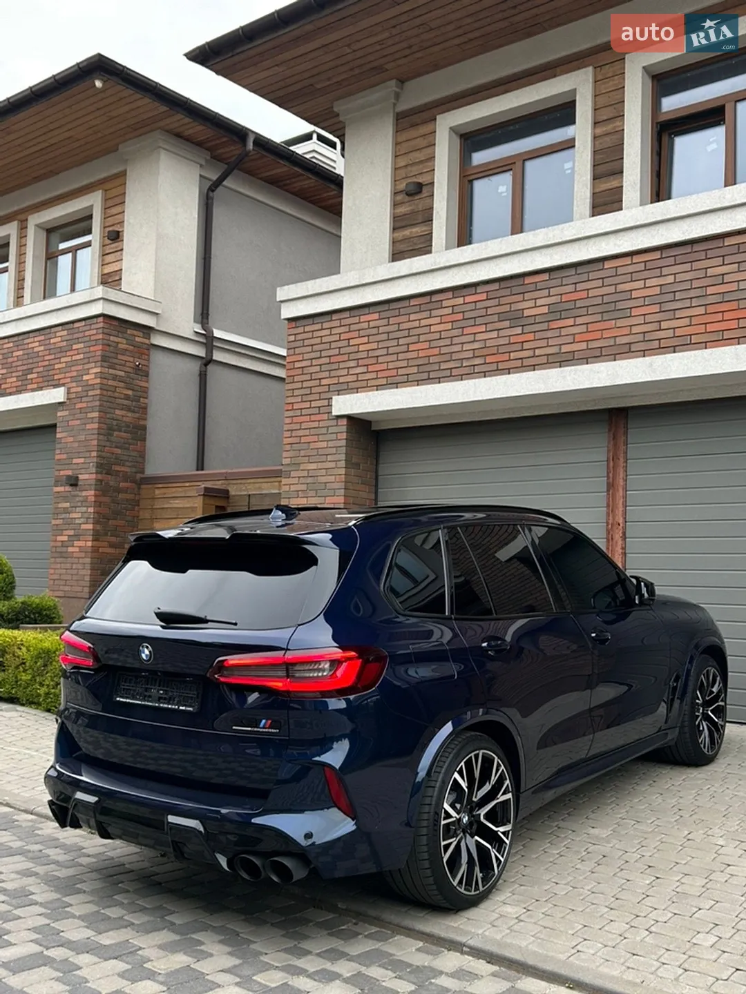 2022 BMW X5 M - мініатюра 14