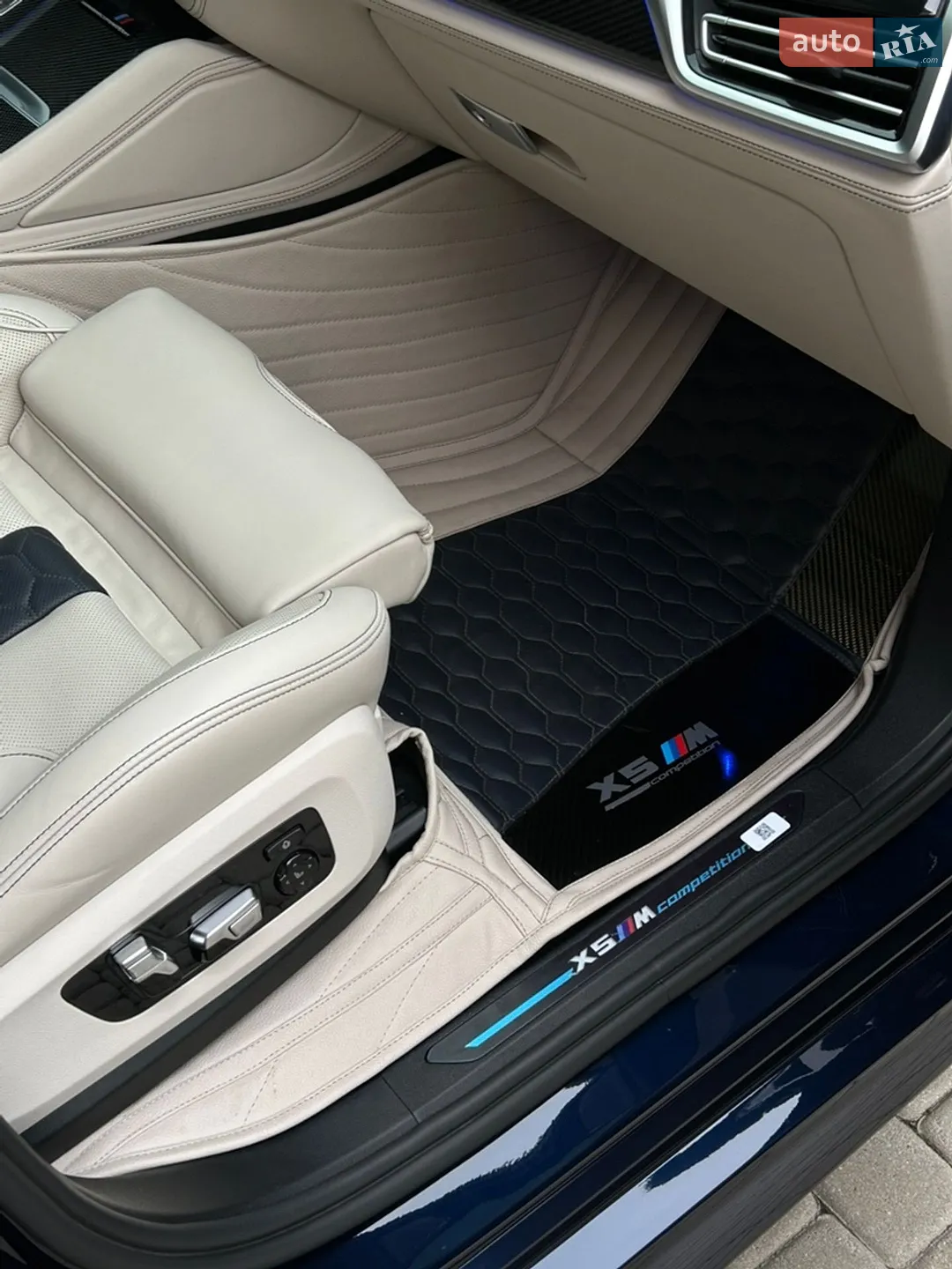 2022 BMW X5 M - мініатюра 26
