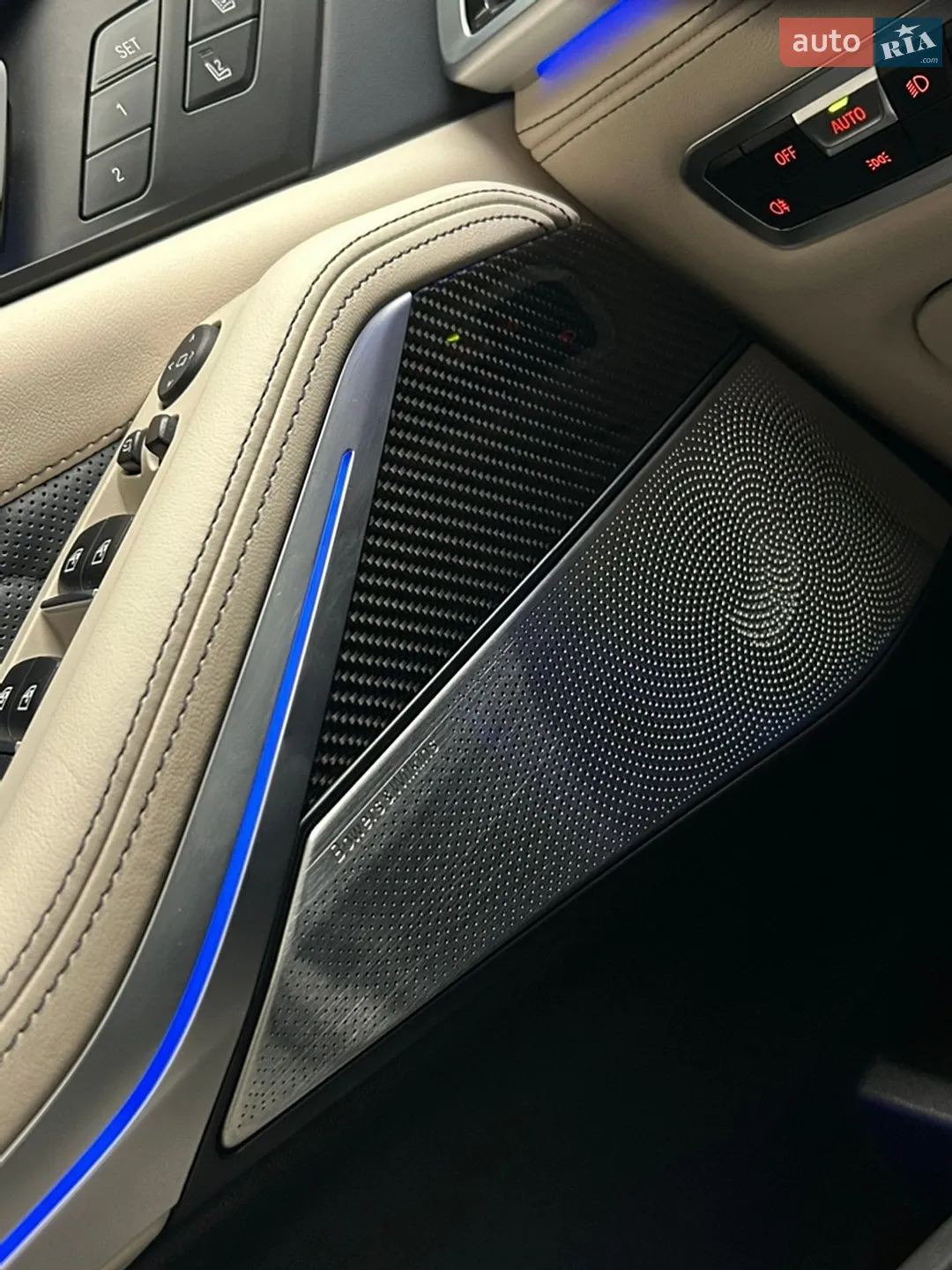 2022 BMW X5 M - мініатюра 42