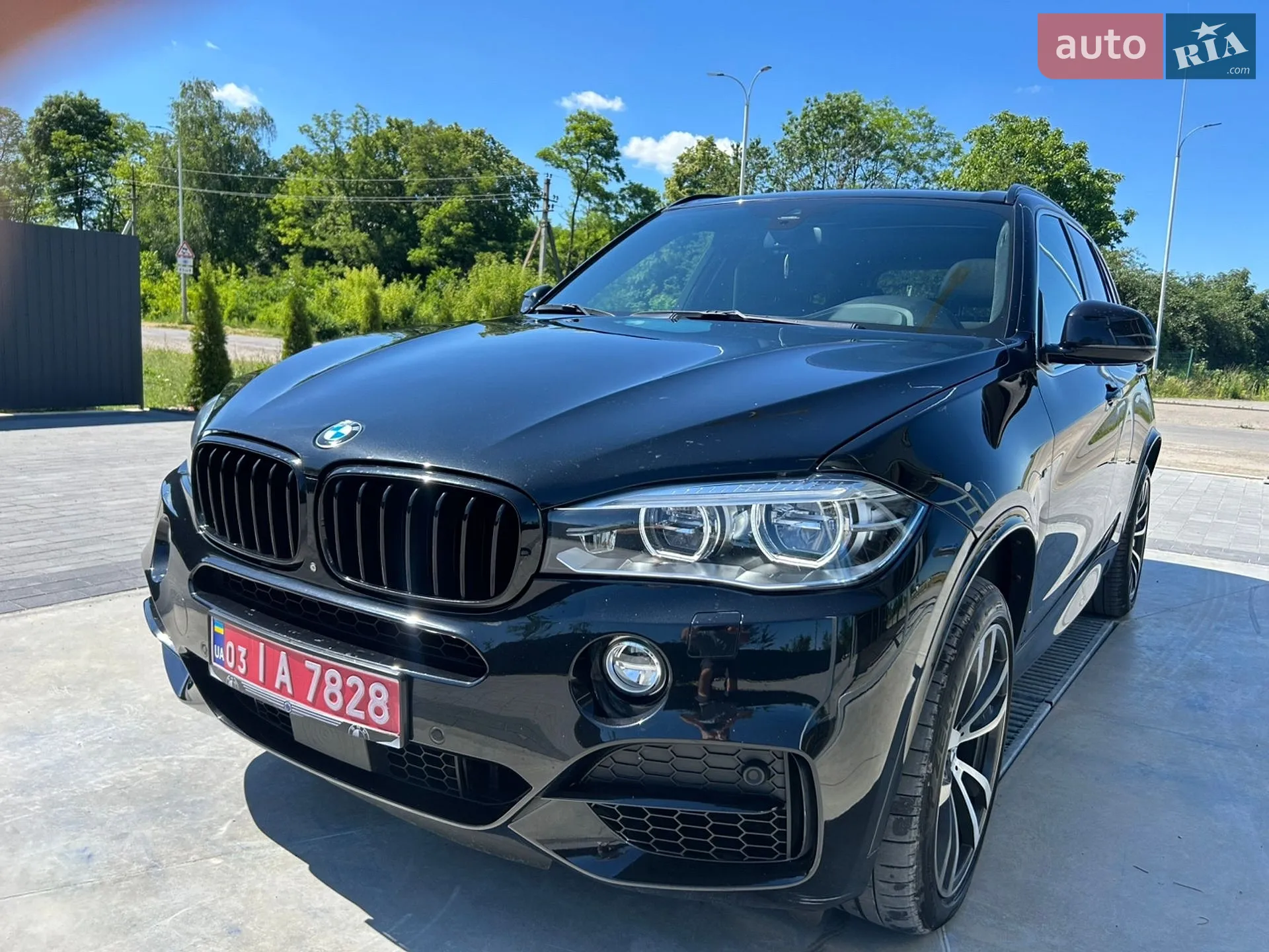 2016 BMW X5 M - мініатюра 2