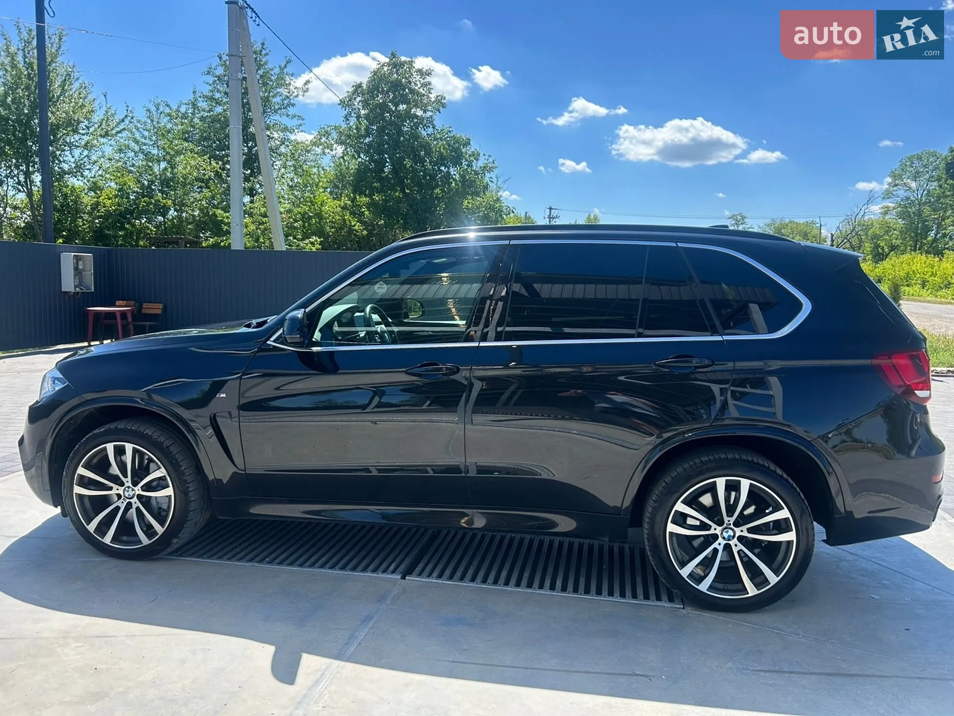 2016 BMW X5 M - мініатюра 17