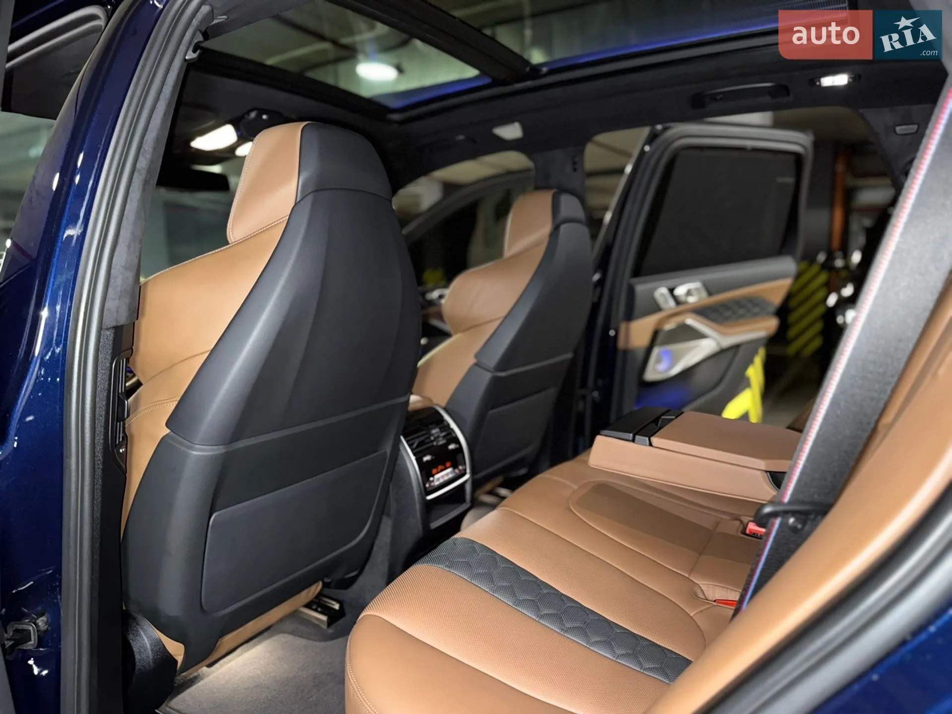 2022 BMW X5 M - мініатюра 32