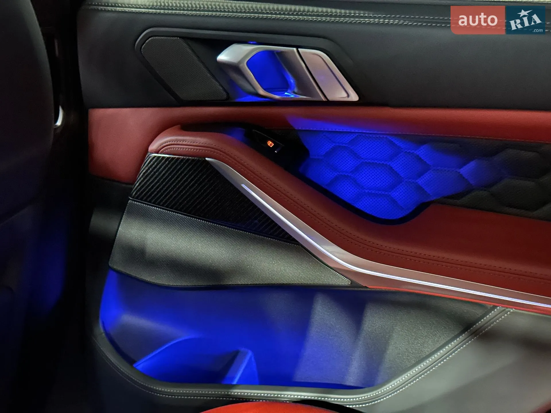 2022 BMW X5 M - мініатюра 15