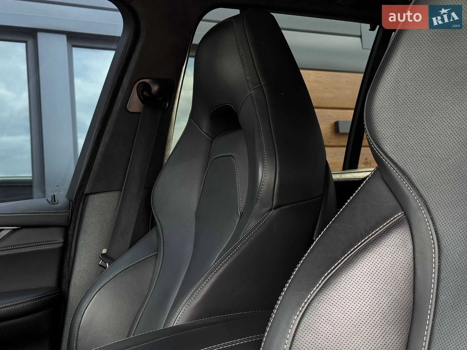 2015 BMW X5 M - мініатюра 46