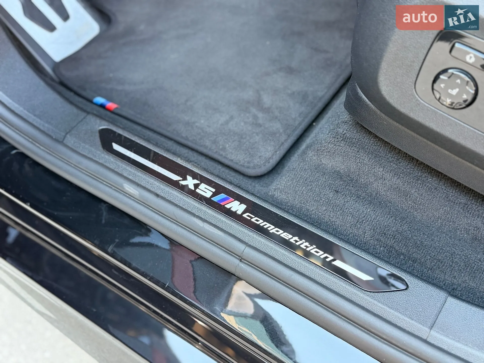 2021 BMW X5 M - мініатюра 29