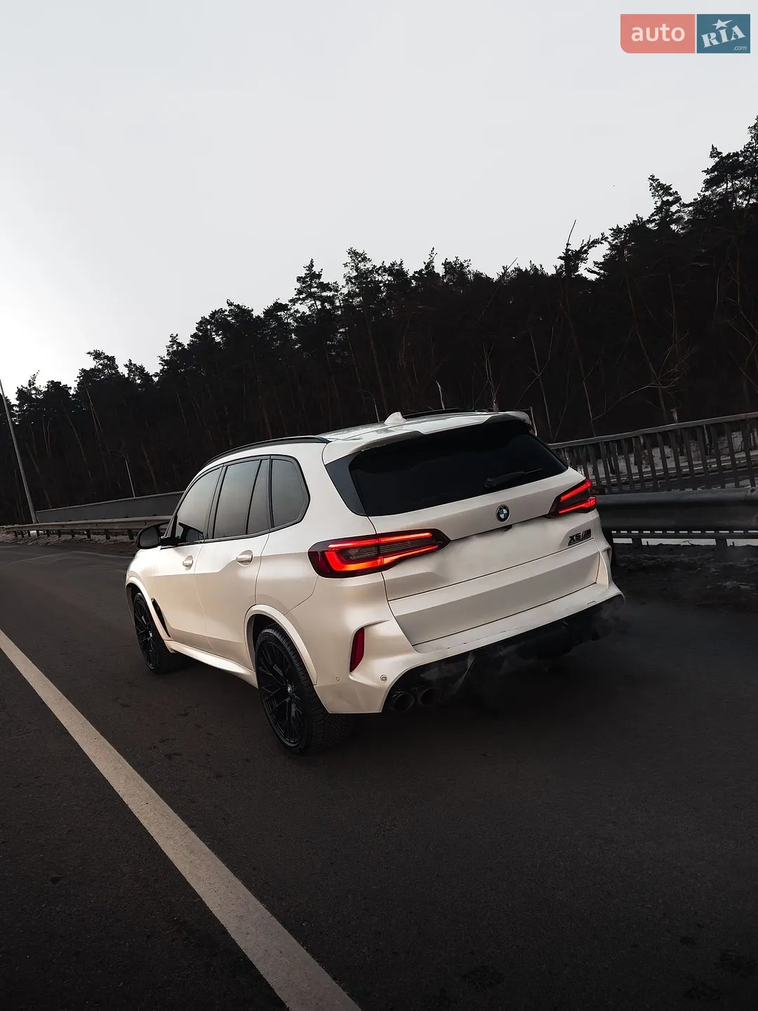 2022 BMW X5 M - мініатюра 9