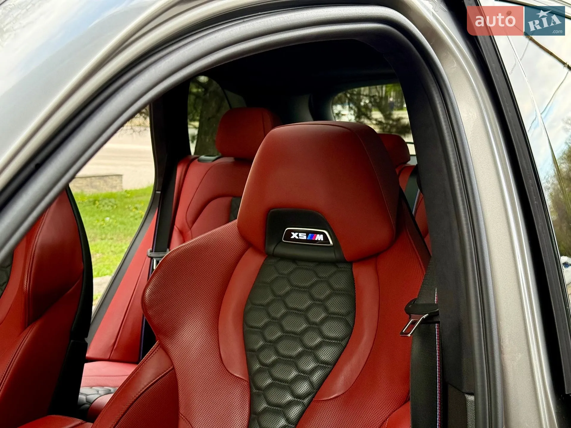 2021 BMW X5 M - мініатюра 26