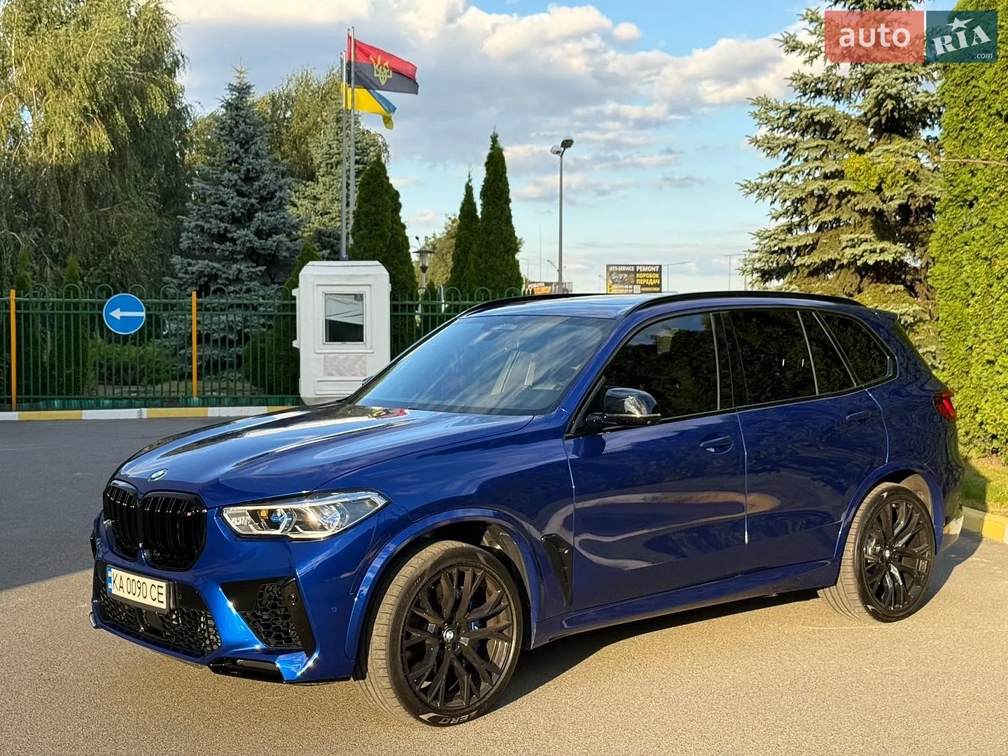 2020 BMW X5 M - мініатюра 8