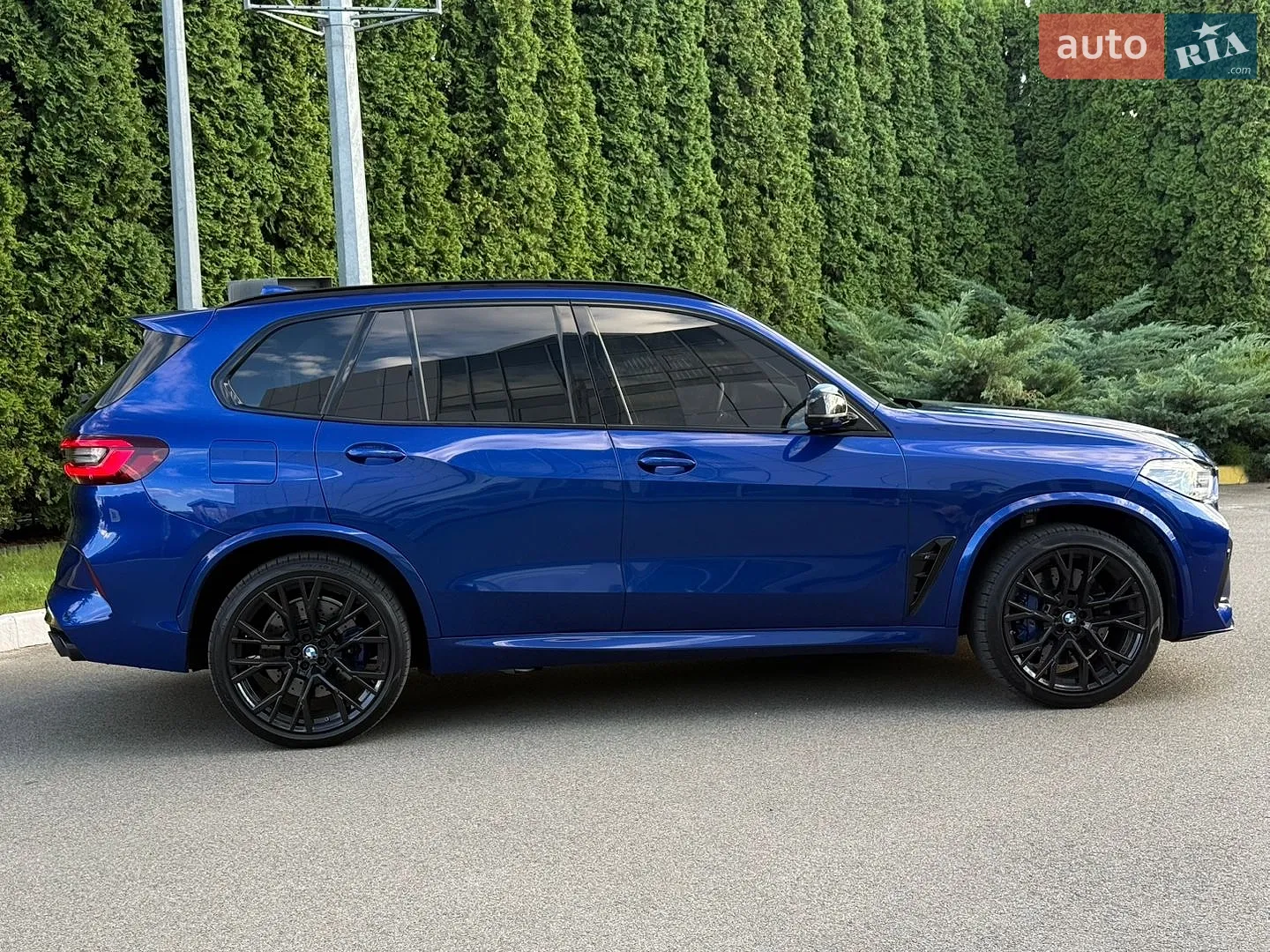 2020 BMW X5 M - мініатюра 9