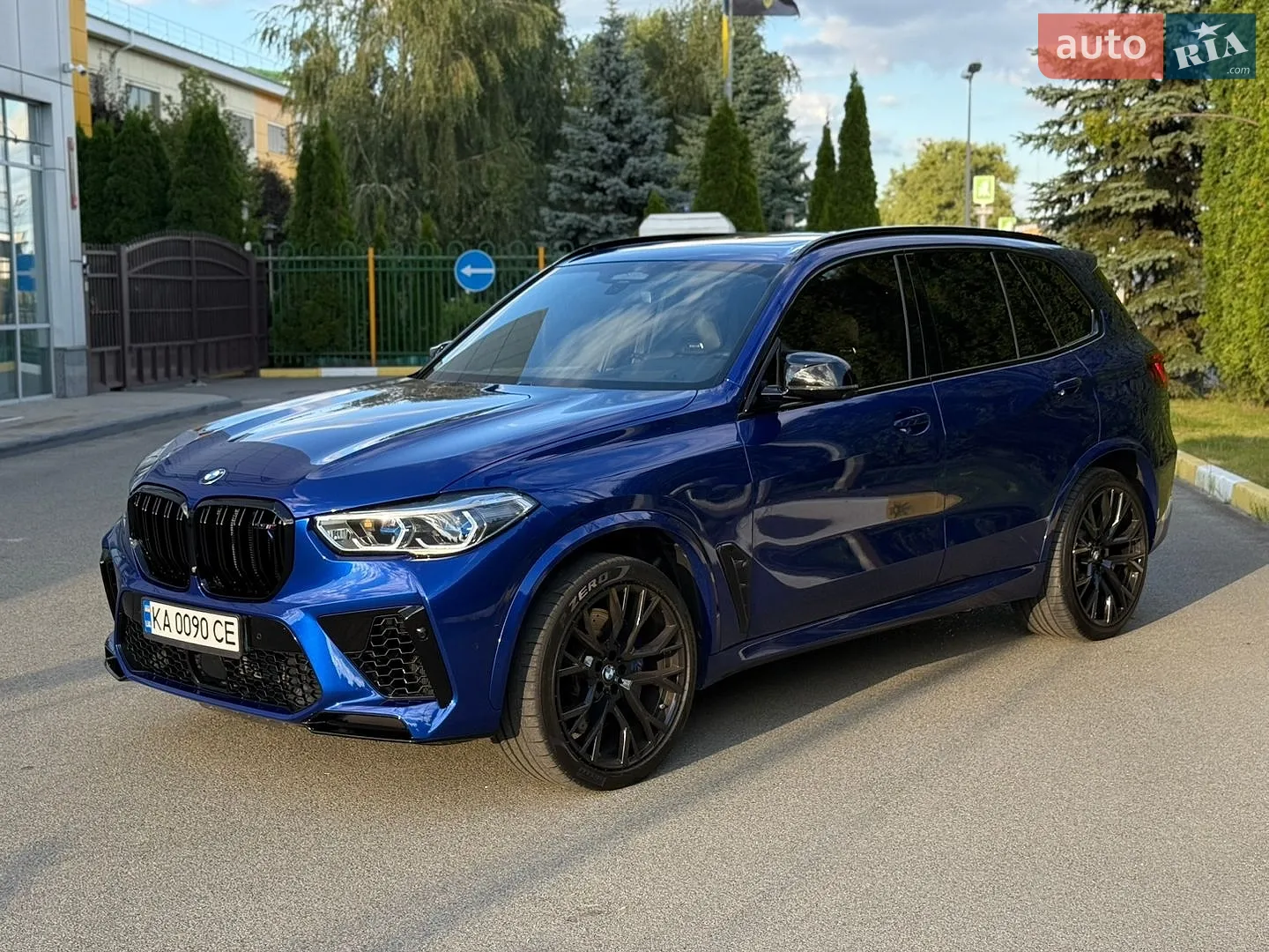 2020 BMW X5 M - мініатюра 4