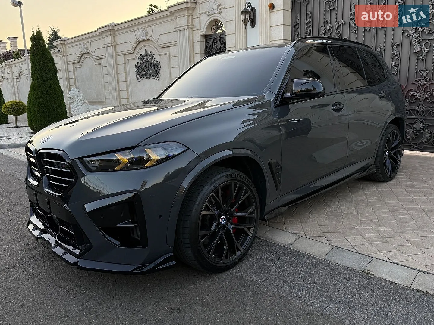 2022 BMW X5 M - мініатюра 14