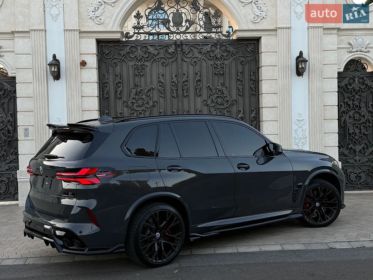 2022 BMW X5 M - мініатюра 15