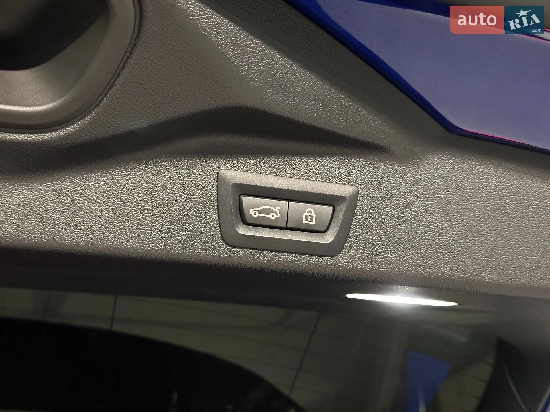 2022 BMW X5 M - мініатюра 9