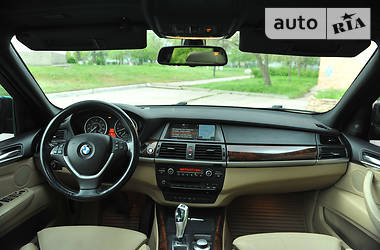 Внедорожник / Кроссовер BMW X5 2008 в Энергодаре