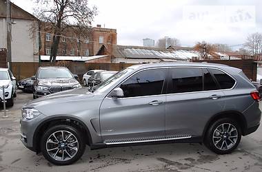 Внедорожник / Кроссовер BMW X5 2016 в Киеве