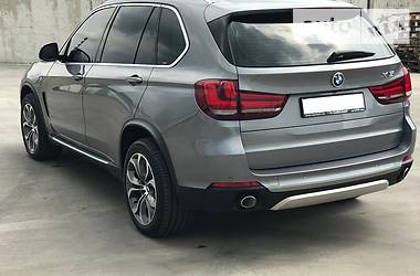 Внедорожник / Кроссовер BMW X5 2013 в Луцке