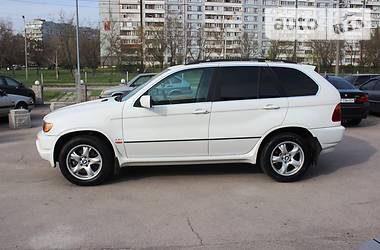 Внедорожник / Кроссовер BMW X5 2001 в Запорожье