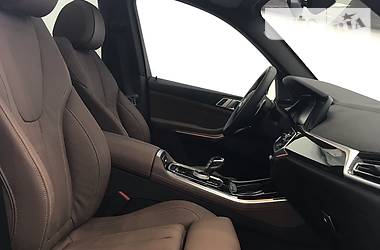 Внедорожник / Кроссовер BMW X5 2018 в 