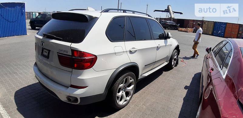 Внедорожник / Кроссовер BMW X5 2013 в Киеве