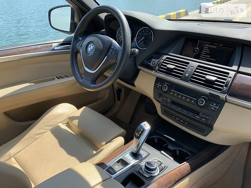 Позашляховик / Кросовер BMW X5 2011 в Києві