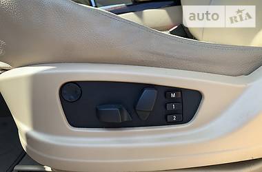 Позашляховик / Кросовер BMW X5 2011 в 