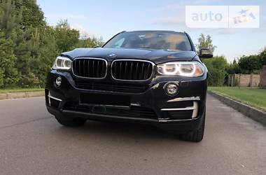 Внедорожник / Кроссовер BMW X5 2015 в Ровно