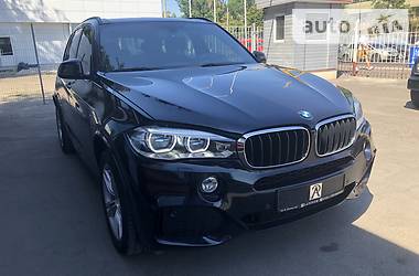 Позашляховик / Кросовер BMW X5 2016 в 