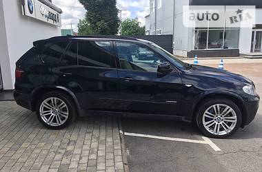 Позашляховик / Кросовер BMW X5 2010 в Житомирі