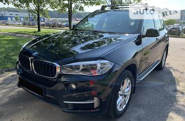 Позашляховик / Кросовер BMW X5 2017 в 