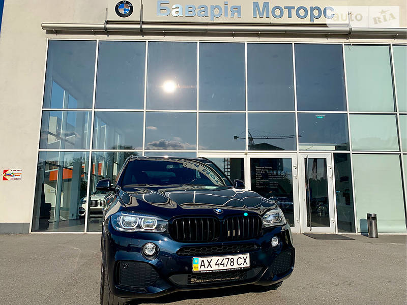 Позашляховик / Кросовер BMW X5 2015 в  фото Позашляховик / Кросовер BMW X5 2015 в