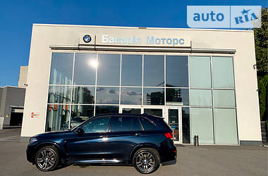 Позашляховик / Кросовер BMW X5 2015 в  фото 24 Позашляховик / Кросовер BMW X5 2015 в