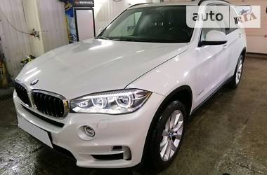 Позашляховик / Кросовер BMW X5 2015 в 