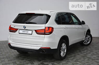 Позашляховик / Кросовер BMW X5 2017 в 