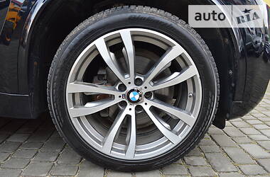 Позашляховик / Кросовер BMW X5 2014 в 