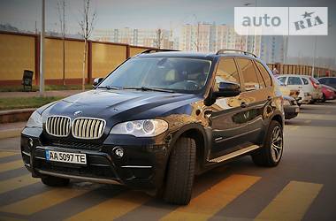 Внедорожник / Кроссовер BMW X5 2012 в Киеве