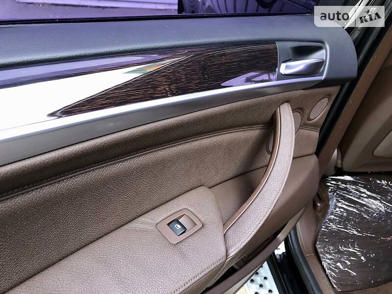 Позашляховик / Кросовер BMW X5 2007 в Києві