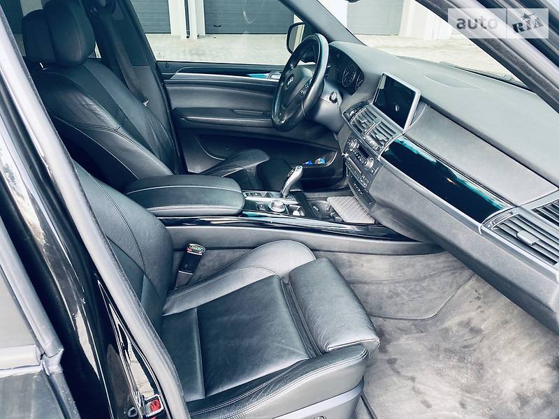 Позашляховик / Кросовер BMW X5 2009 в Луцьку