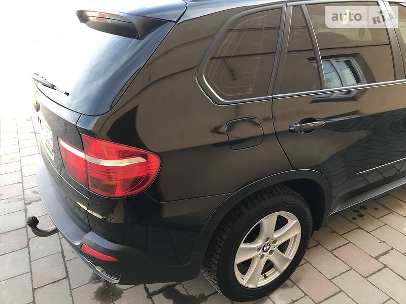 Внедорожник / Кроссовер BMW X5 2008 в Черновцах