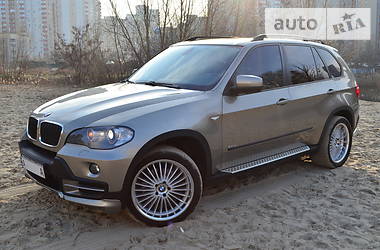 Позашляховик / Кросовер BMW X5 2007 в 