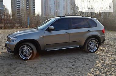 Позашляховик / Кросовер BMW X5 2007 в 