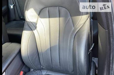 Позашляховик / Кросовер BMW X5 2014 в 