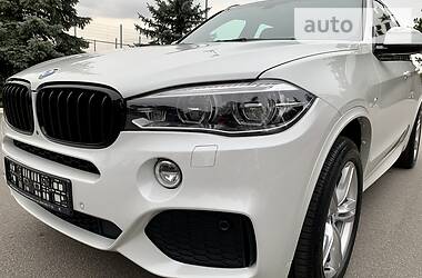 Позашляховик / Кросовер BMW X5 2017 в 