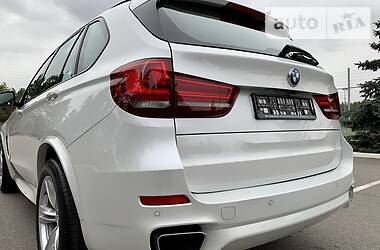 Позашляховик / Кросовер BMW X5 2017 в 