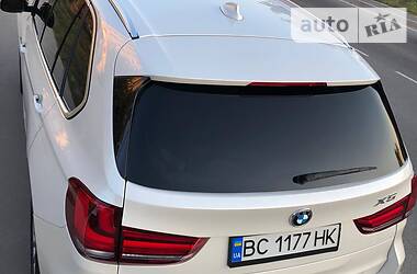 Позашляховик / Кросовер BMW X5 2017 в 