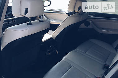 Позашляховик / Кросовер BMW X5 2013 в 