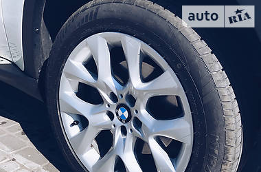 Позашляховик / Кросовер BMW X5 2013 в 